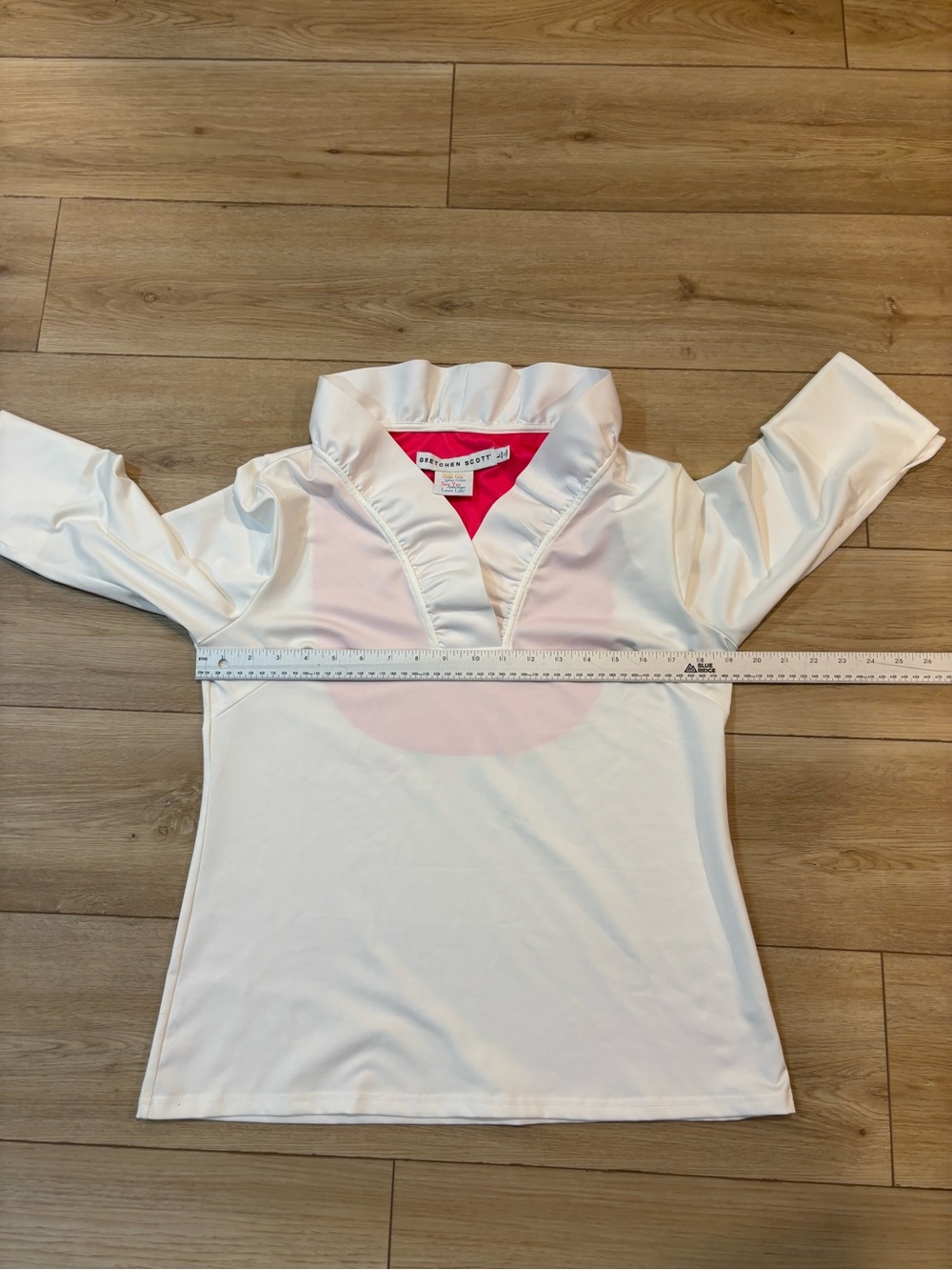 Gretchen Scott Designs solid white 3/4 sleeve V-Neck Ruffle Sleeve Top large l - Picture 4 of 7